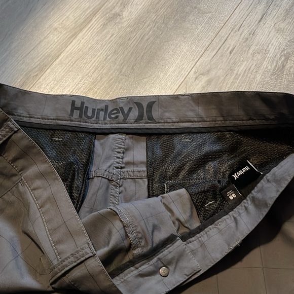 Hurley with Nike drifit size 38 hybrid shorts - Picture 3 of 5